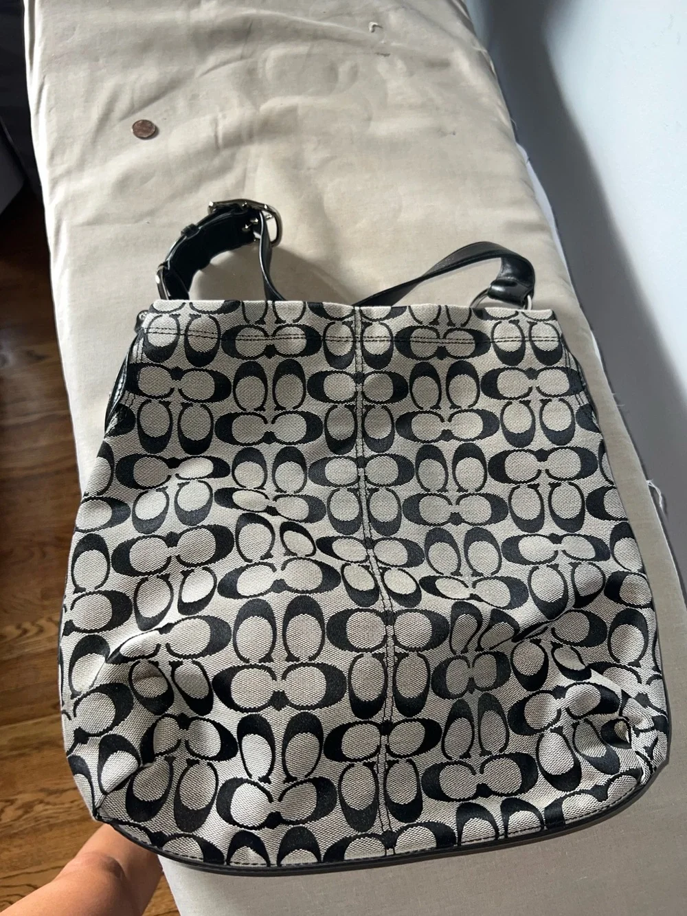 Coach shoulder hobo